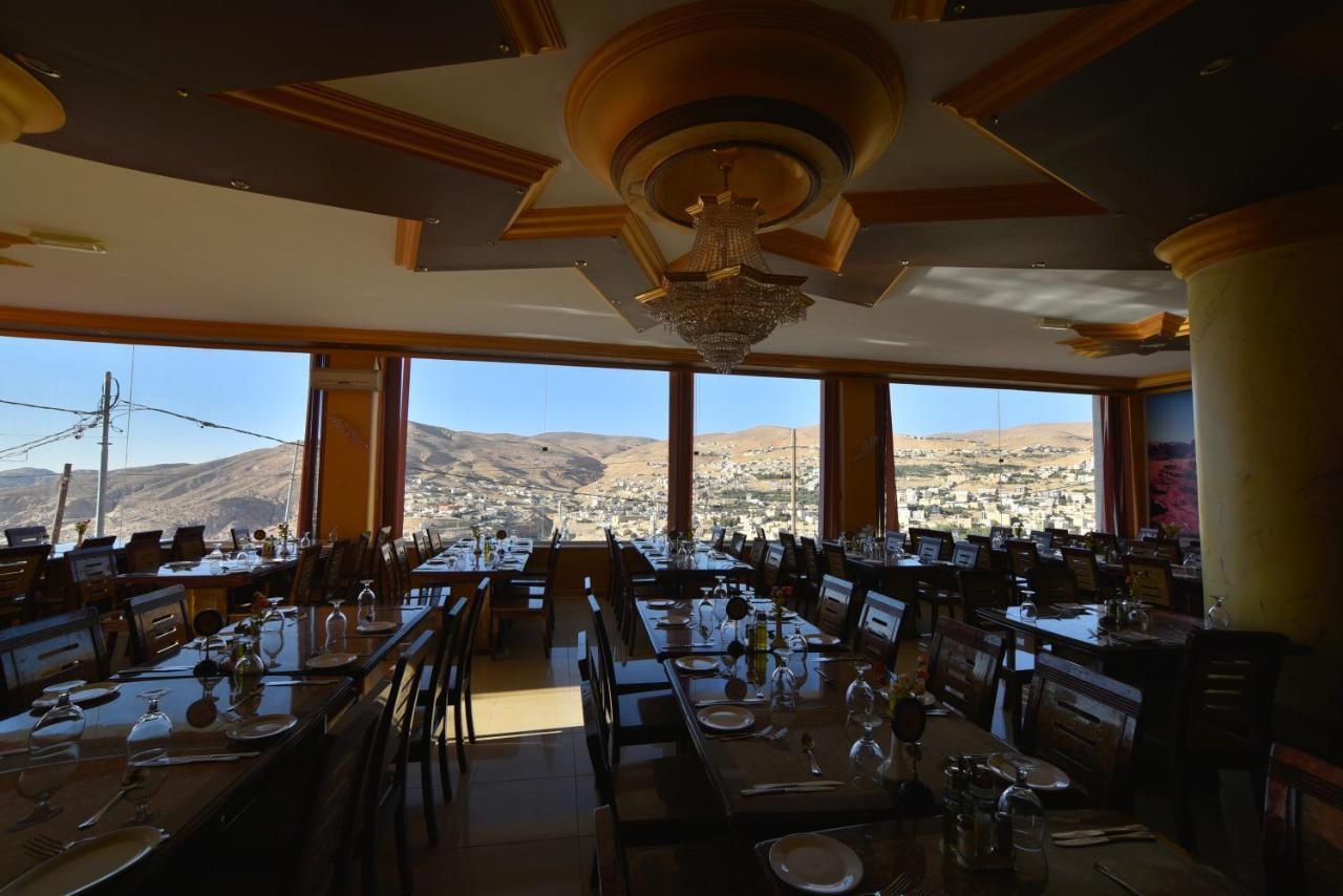Oscar Hotel Petra Wadi Musa Bagian luar foto