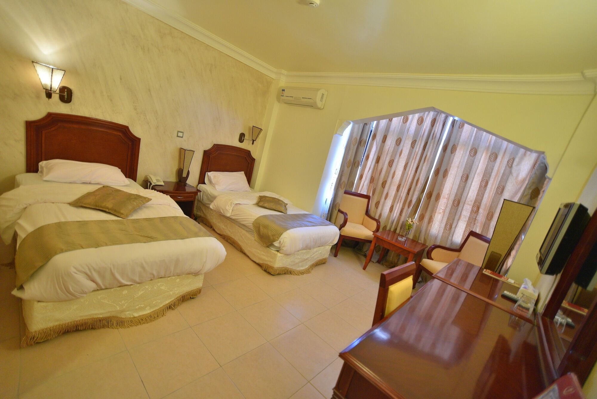 Oscar Hotel Petra Wadi Musa Bagian luar foto